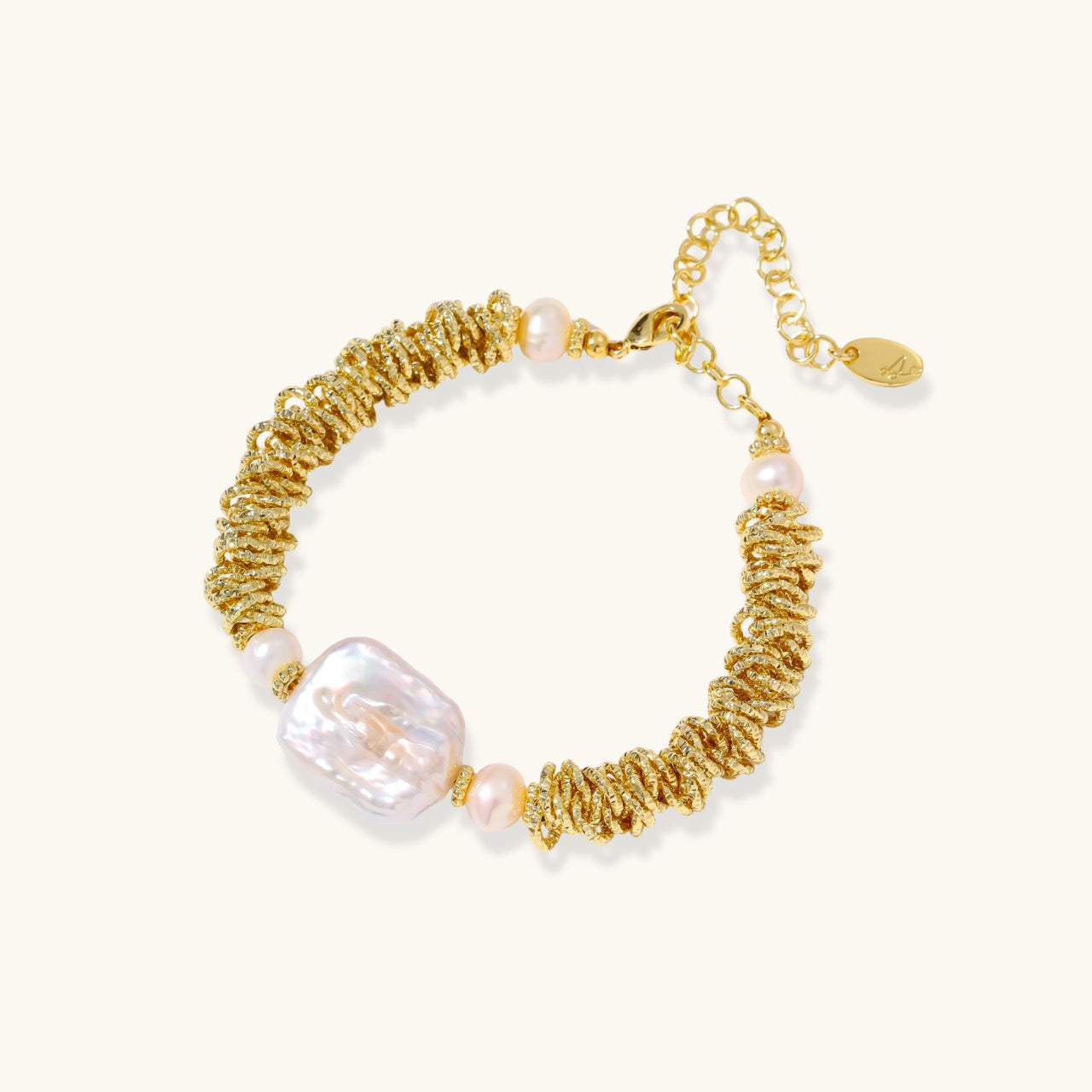 Spiral Dreams Bracelet - Gold