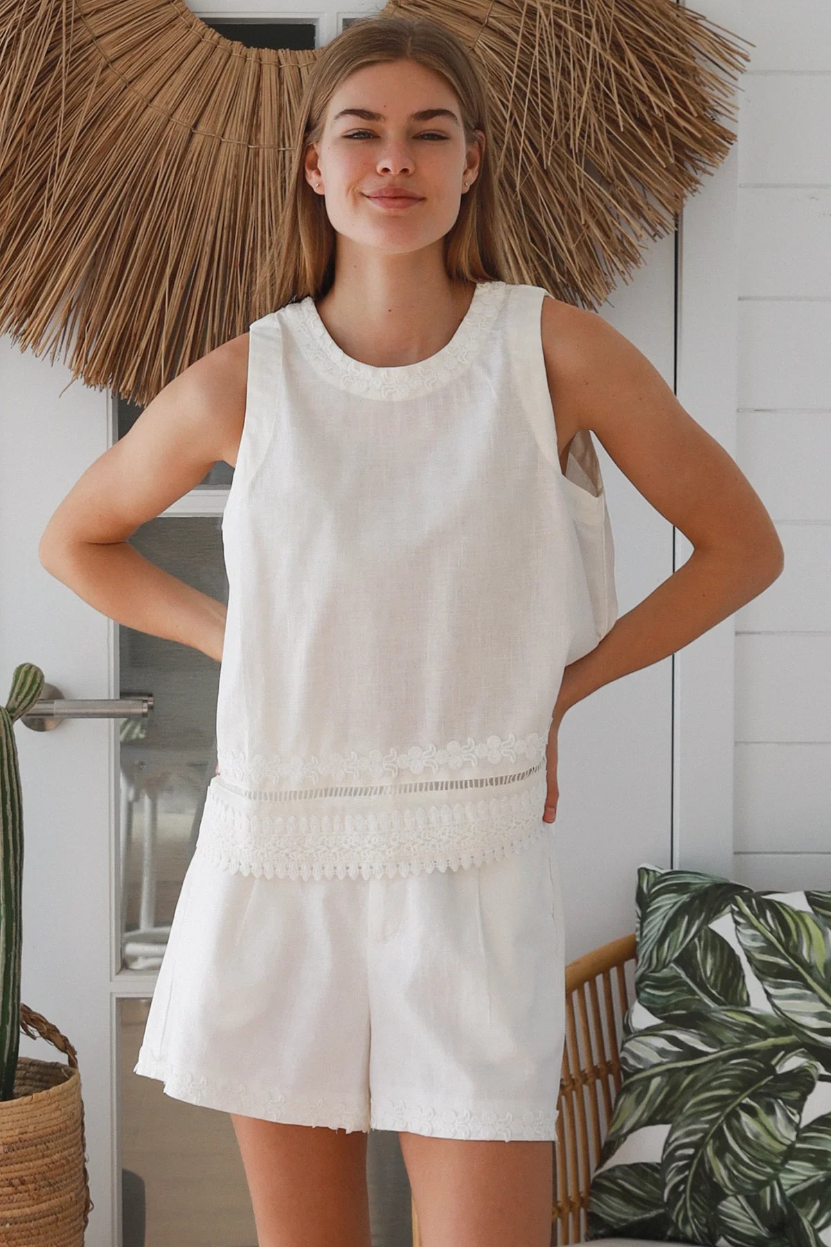 Isla Shift Top - White