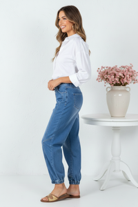 Thumbnail for Side view - Denim Jogger Jeans white shirt